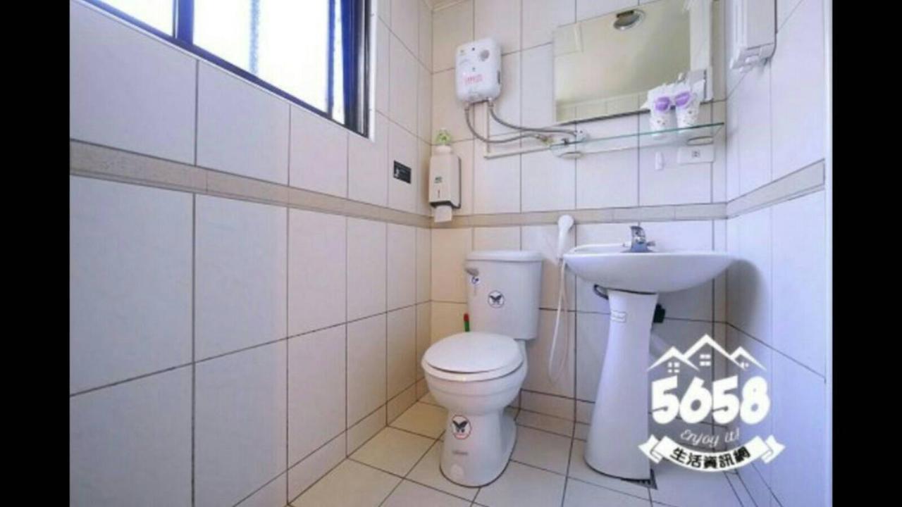 Ferienwohnung 逢甲nu House Taichung Exterior foto